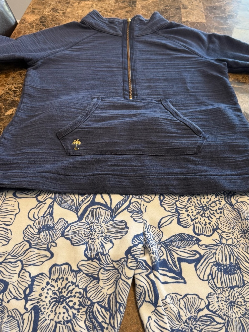 Lilly Pulitzer Quarter Zip Pullover SZ Sm Navy Blue Kangaroo Pocket Sweatshirt - Picture 8 of 9